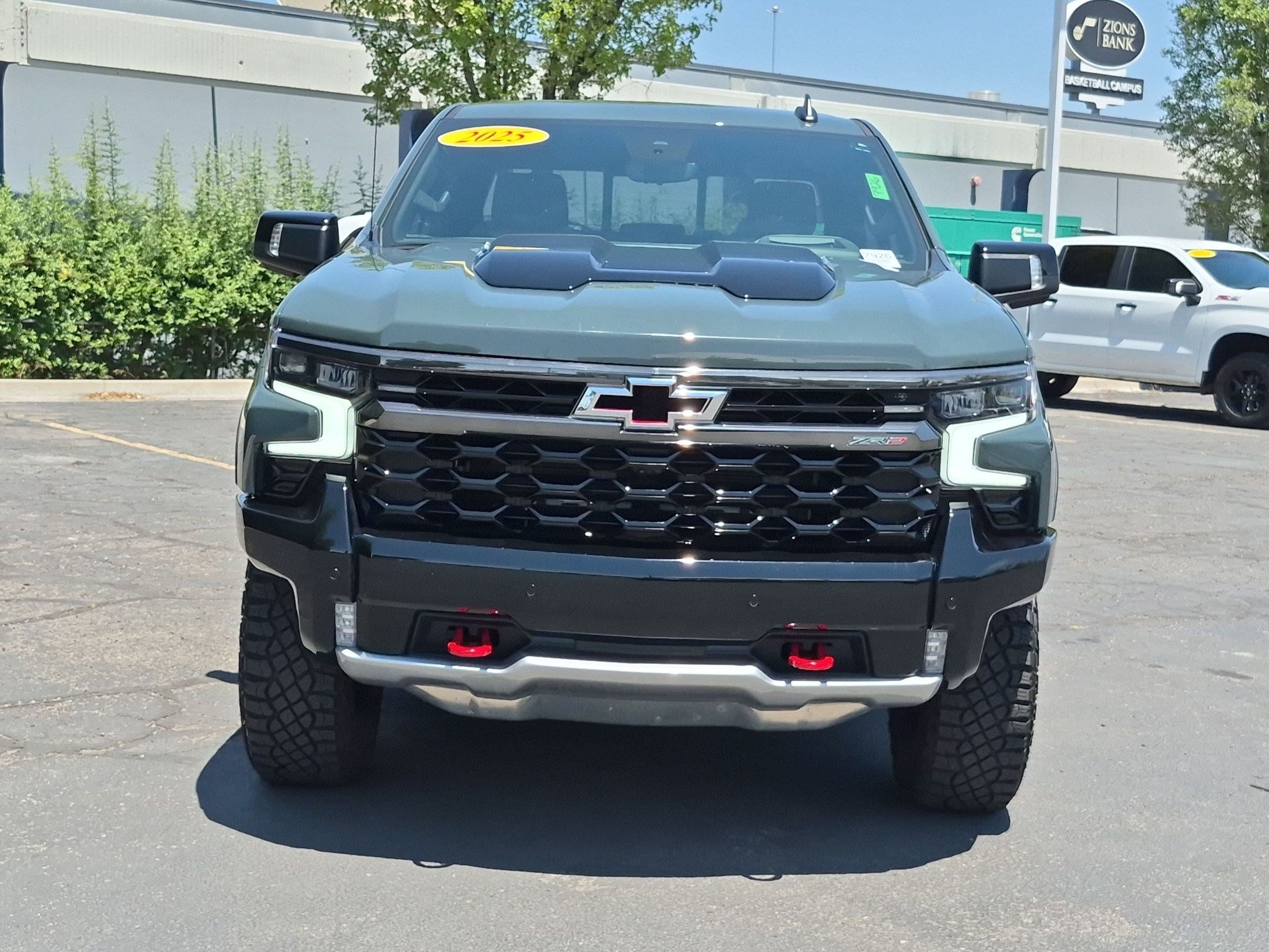 Used 2025 Cypress Gray Chevrolet ZR2 image 8
