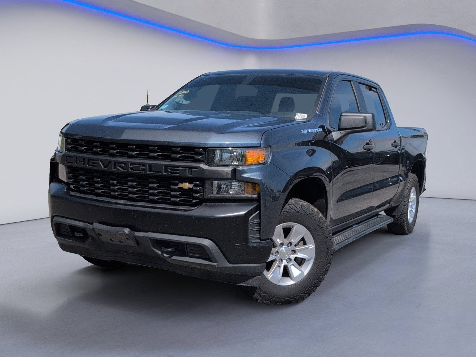 Used 2020 SHADOW GRAY METALLIC Chevrolet Work Truck image 2