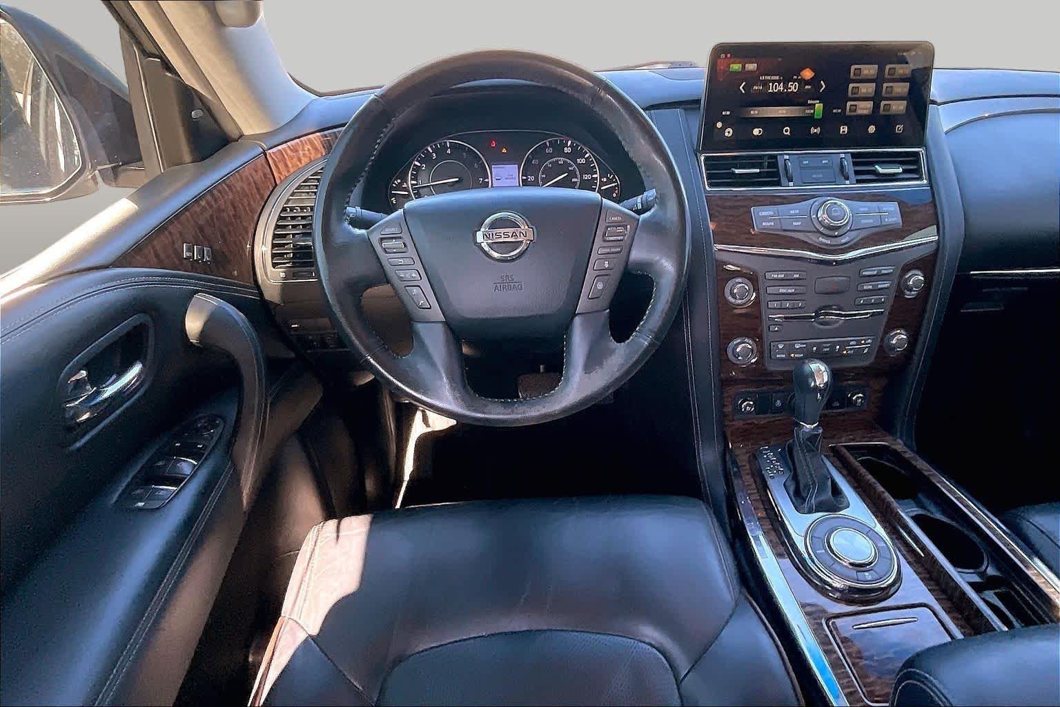 Used 2017 Pearl White Nissan Platinum image 5