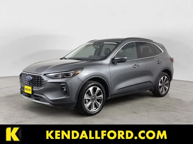 2025 Ford Escape Platinum AWD's photo