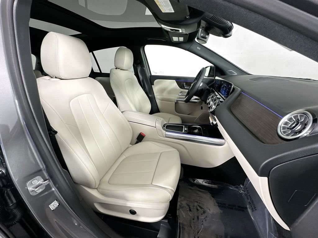 New 2026 Mountain Grey Metallic Mercedes-Benz GLA 250 image 27