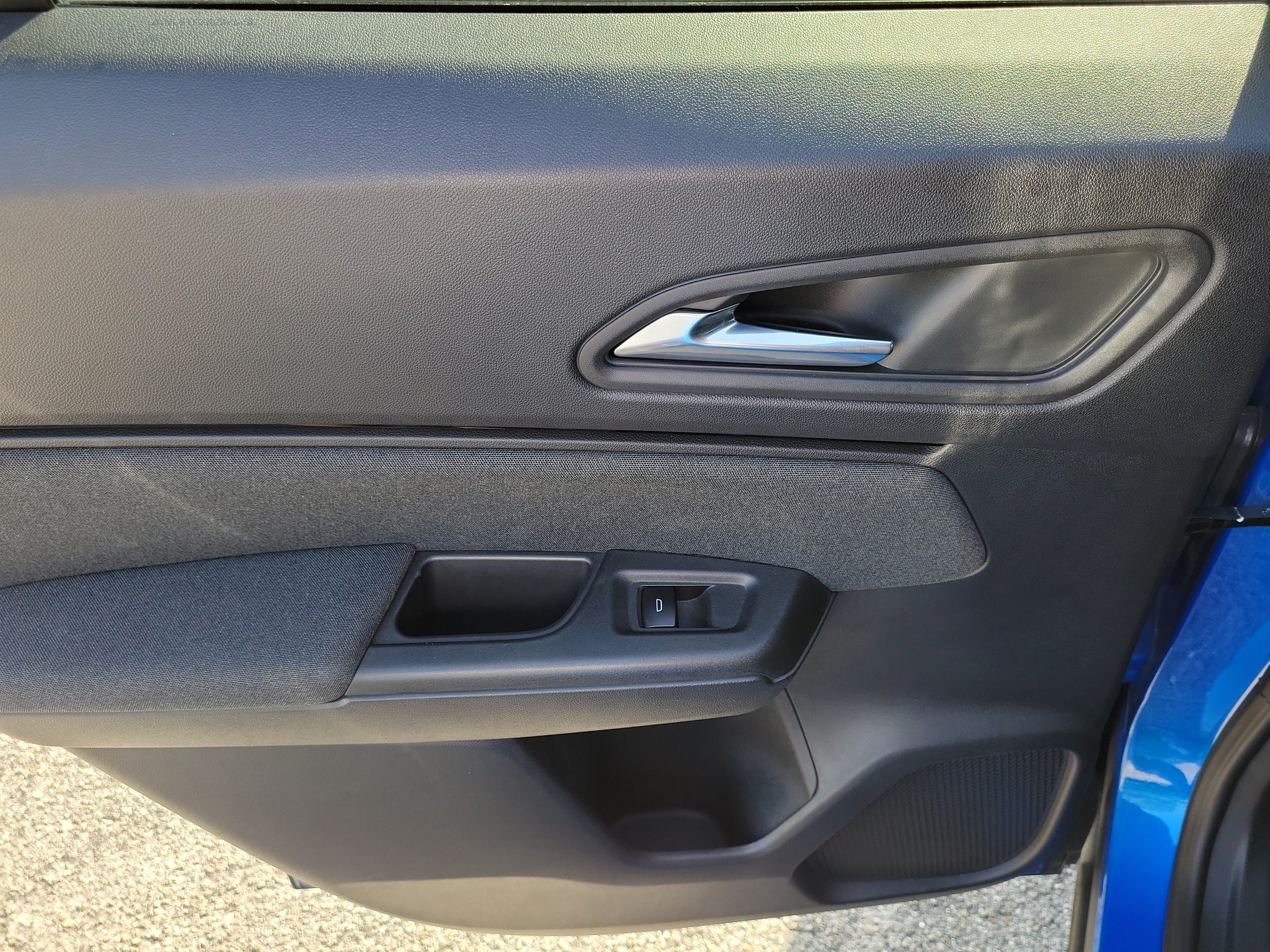 Used 2025  Honda EX image 10