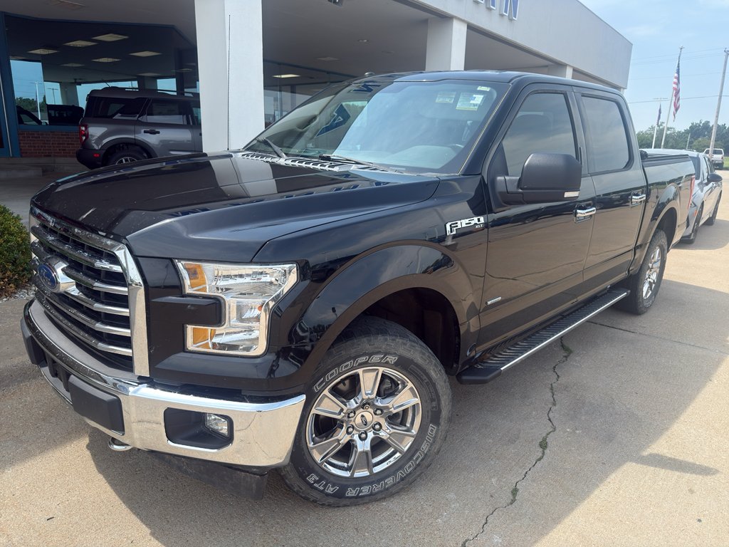 Used 2017 Shadow Black Ford XLT image 2