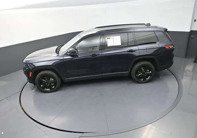 Used 2024 Blue Jeep Limited image 15