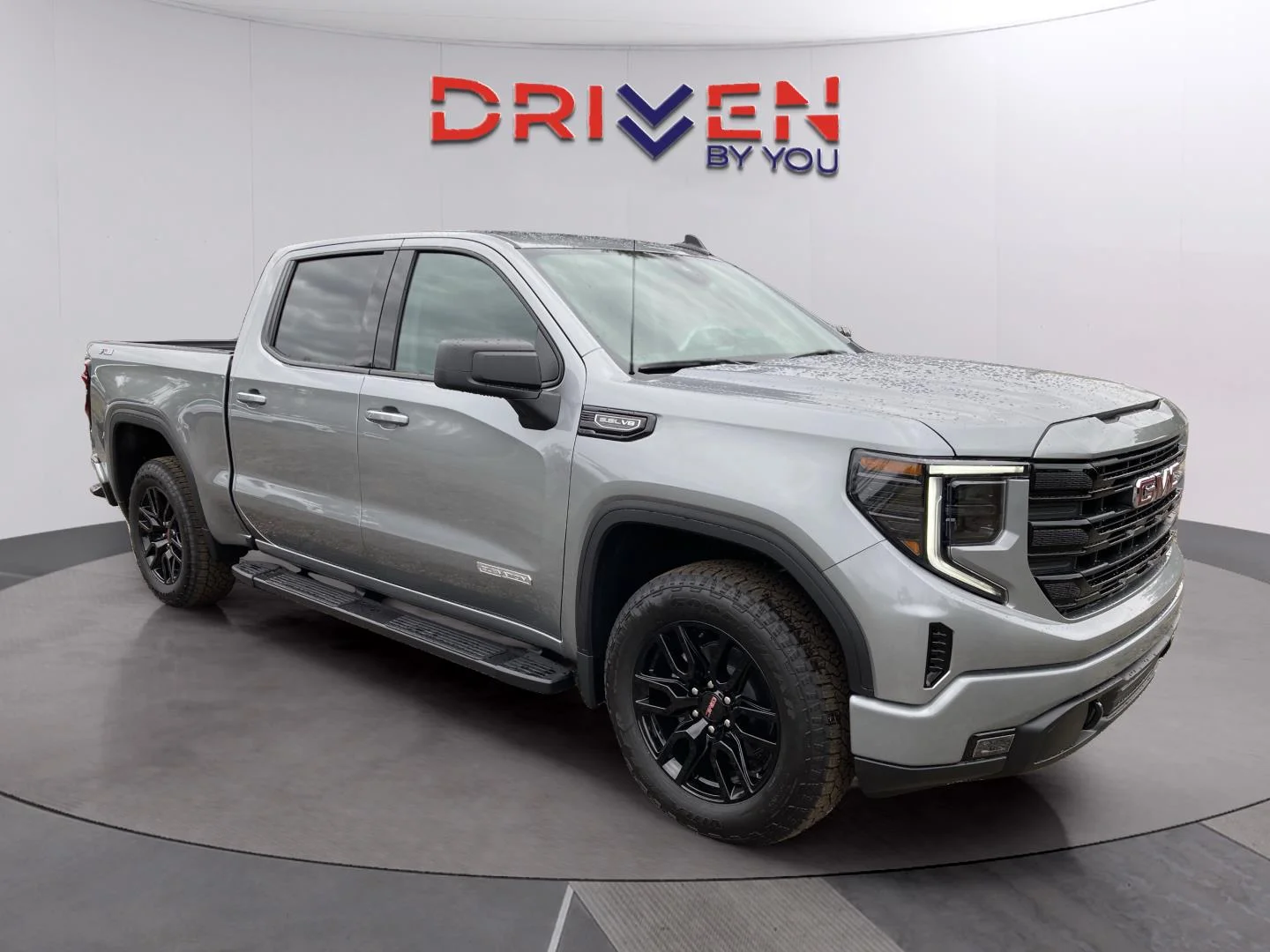 New 2026 Sterling Metallic GMC Elevation image 7