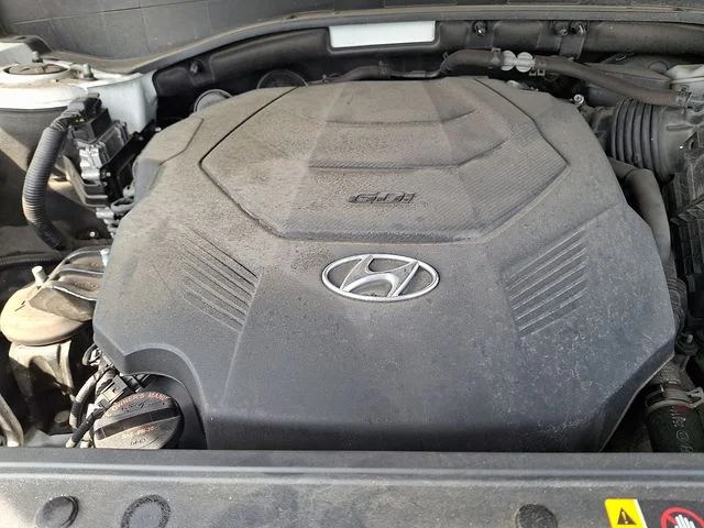 Used 2020 White Hyundai Limited image 29