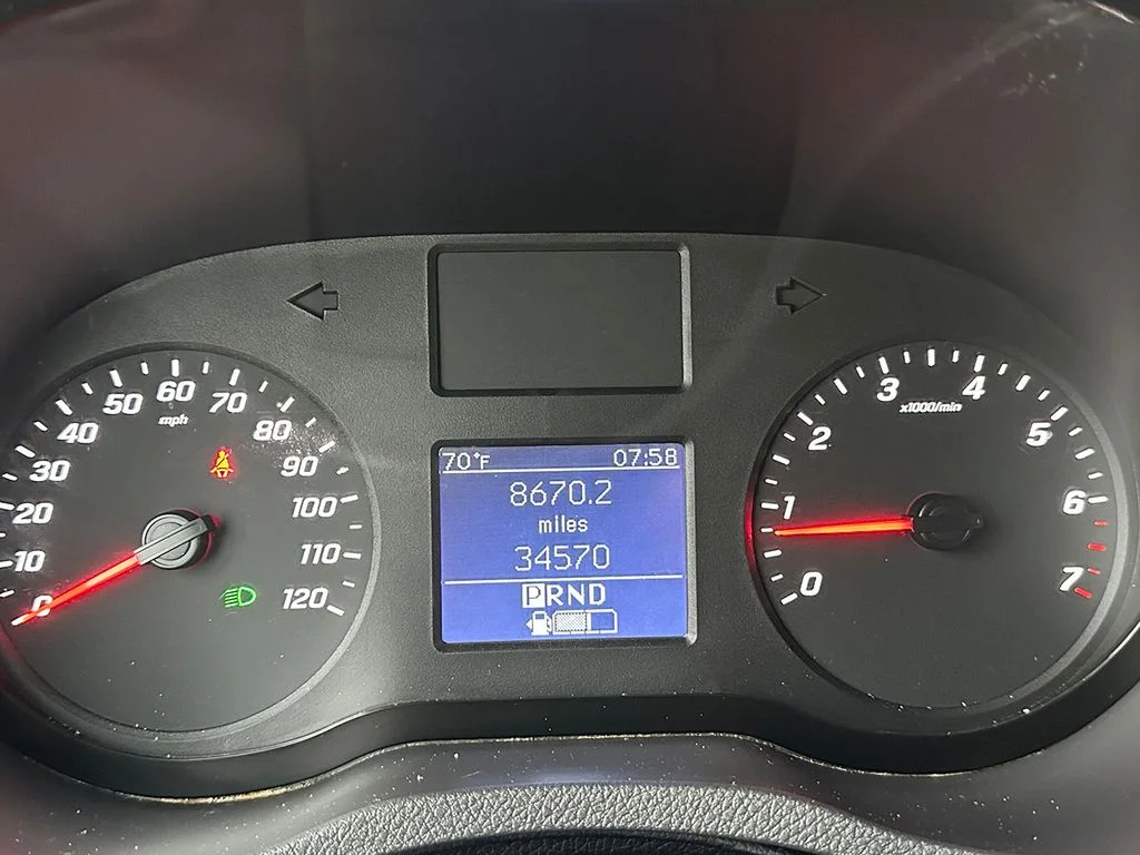 Used 2022  Mercedes-Benz Cargo Van 144 in. WB image 31