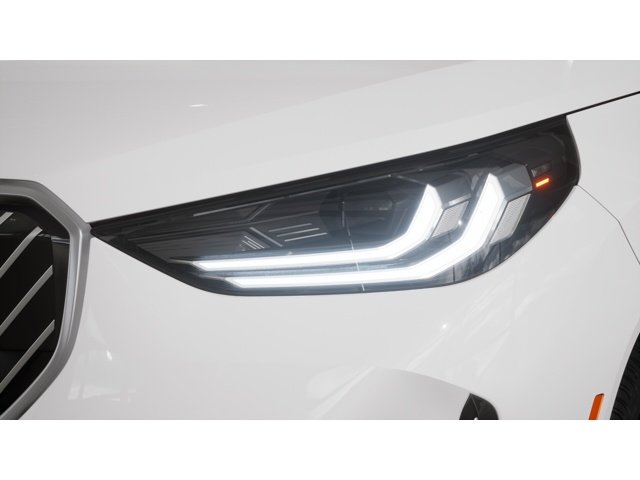 New 2026 Alpine White BMW 30 xDrive image 6