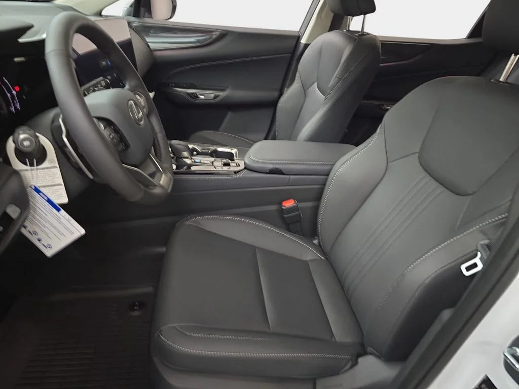 New 2026 Ultra White Lexus PREMIUM image 15