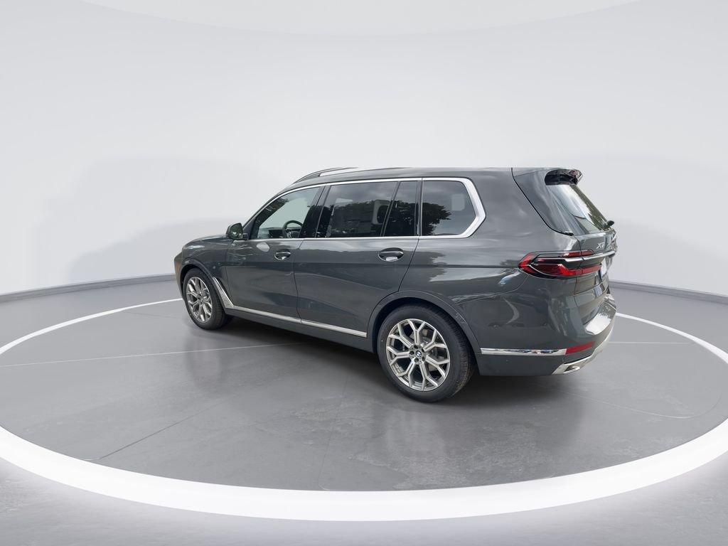 Used 2026 Gray Metallic BMW xDrive40i image 6