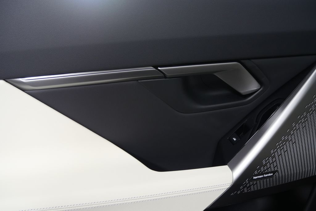 2026 BMW 5 Series 530i - Photo 13