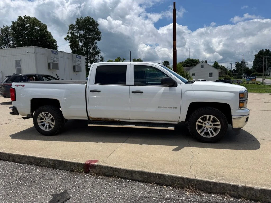 Used 2014 White Chevrolet LT image 5