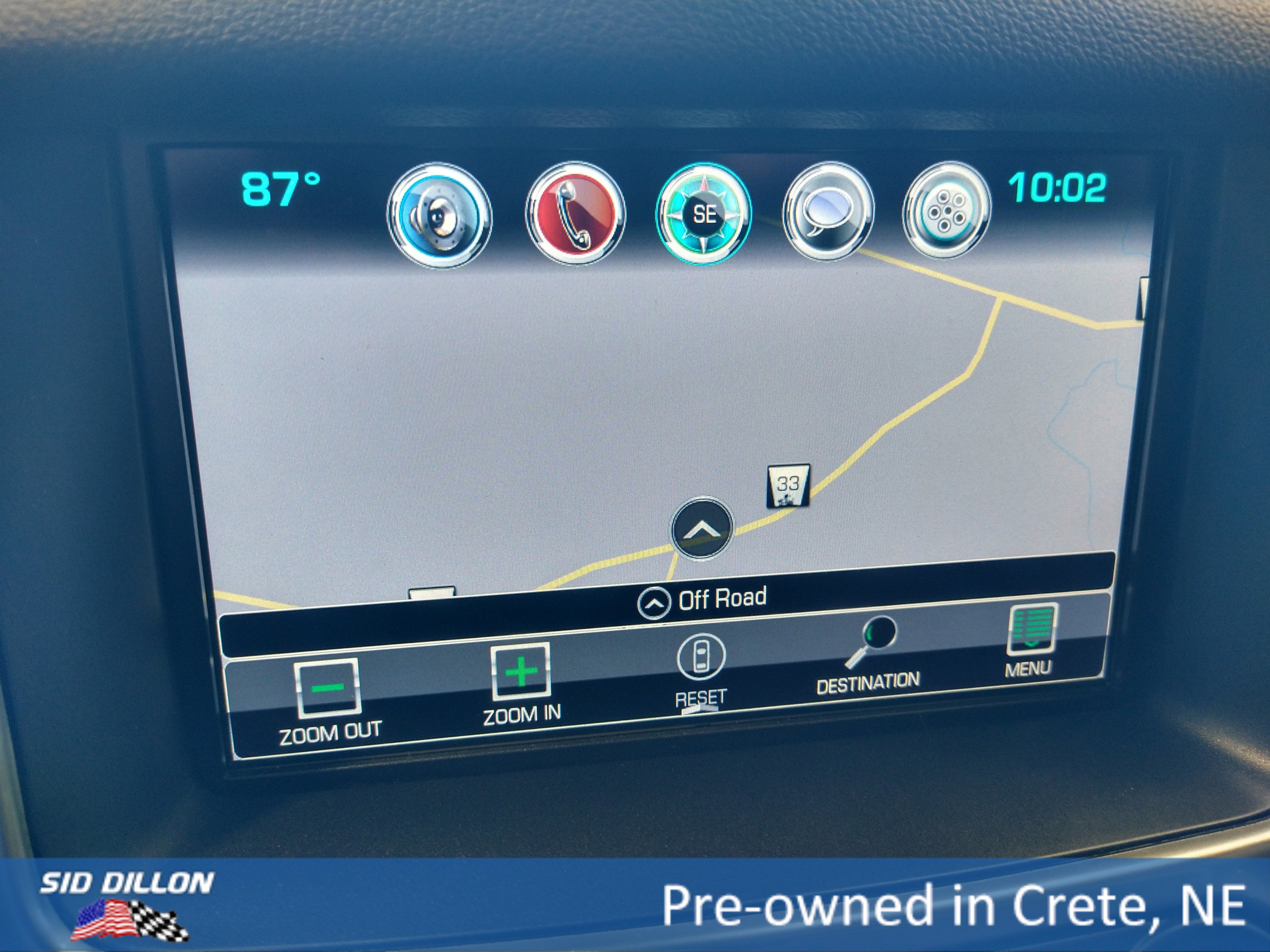 Used 2020 SHADOW GRAY METALLIC Chevrolet Premier image 9