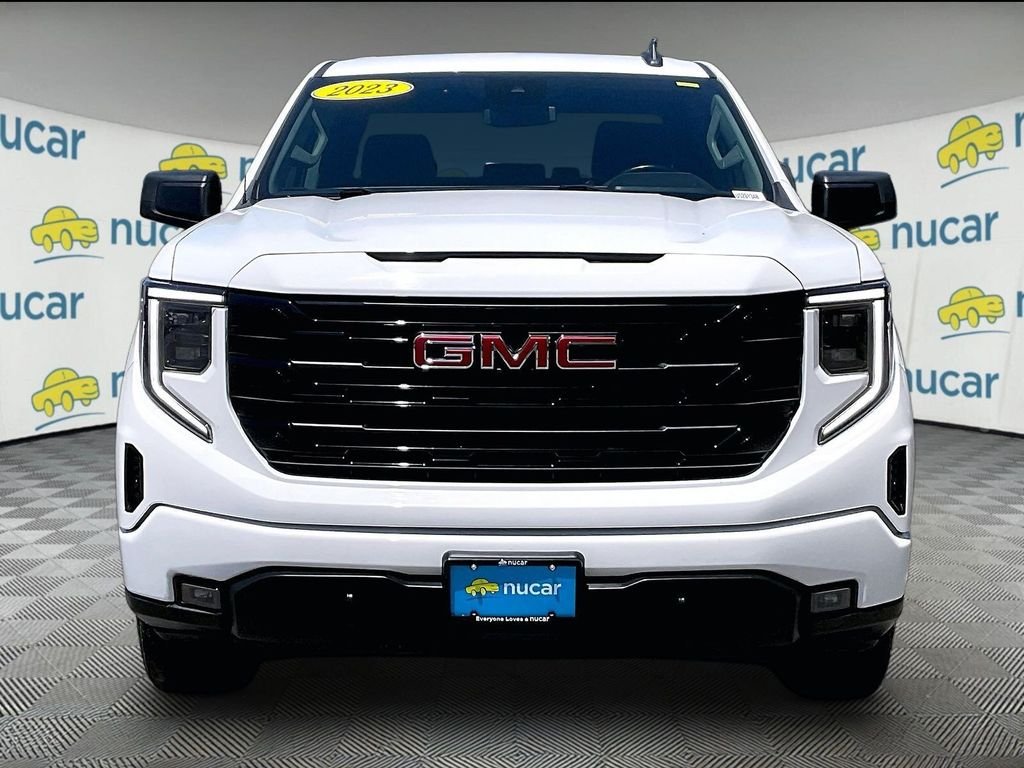 Used 2023 White GMC Elevation image 2