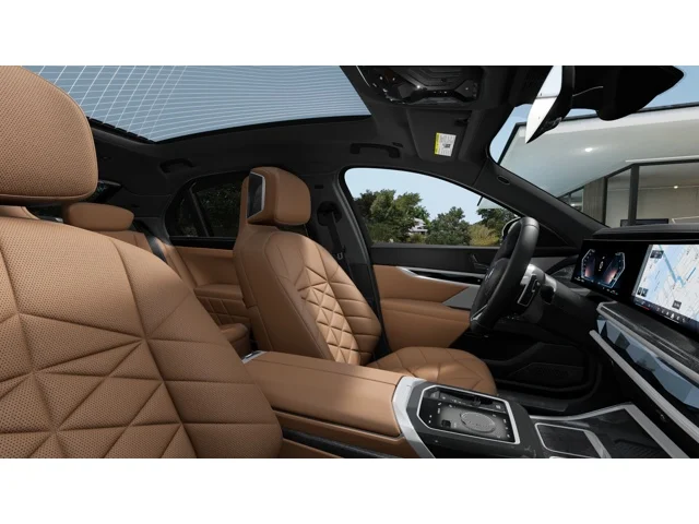 New 2026 Mineral White Metallic BMW 740i xDrive image 9
