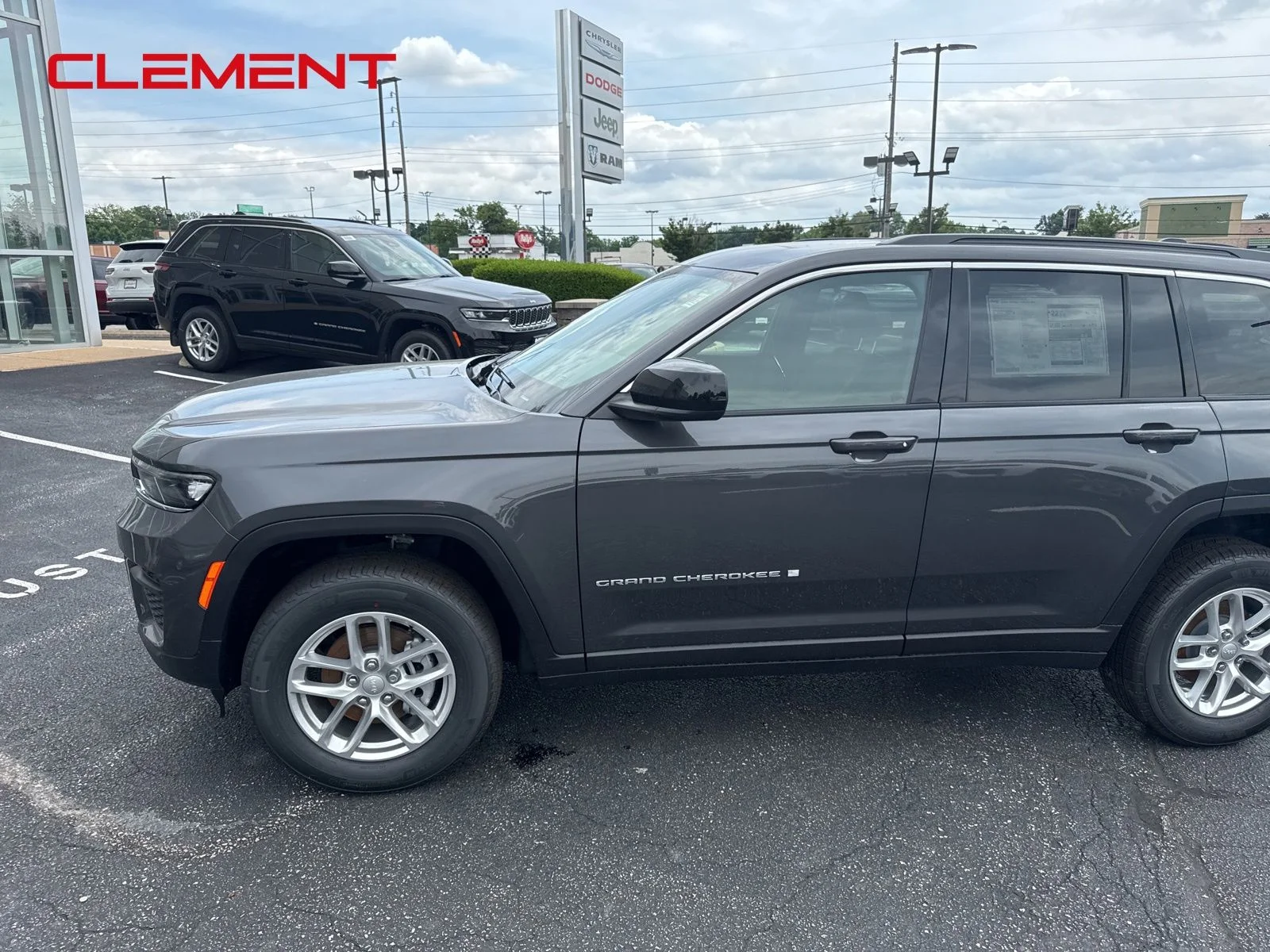 New 2026 Baltic Gray Metallic Clear-Coat Exterior Paint Jeep Laredo X image 3