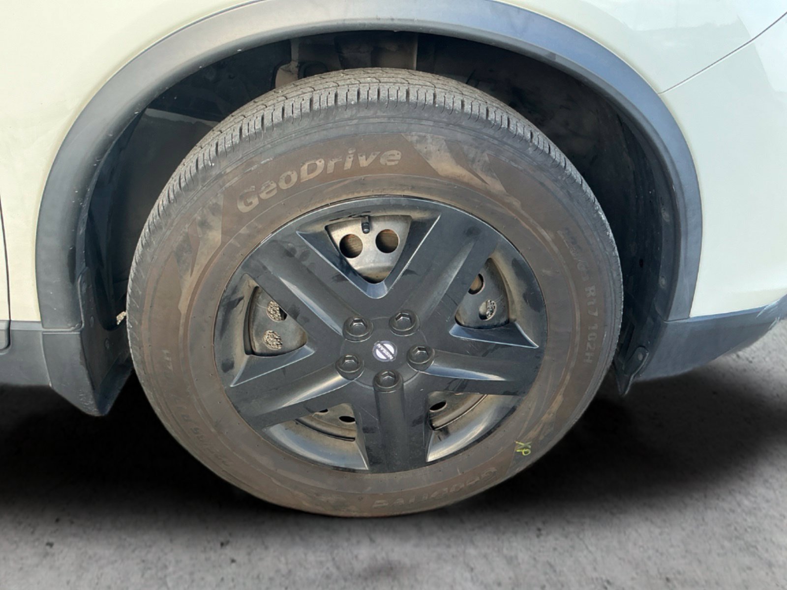 Certified Used 2020 White Nissan S image 18