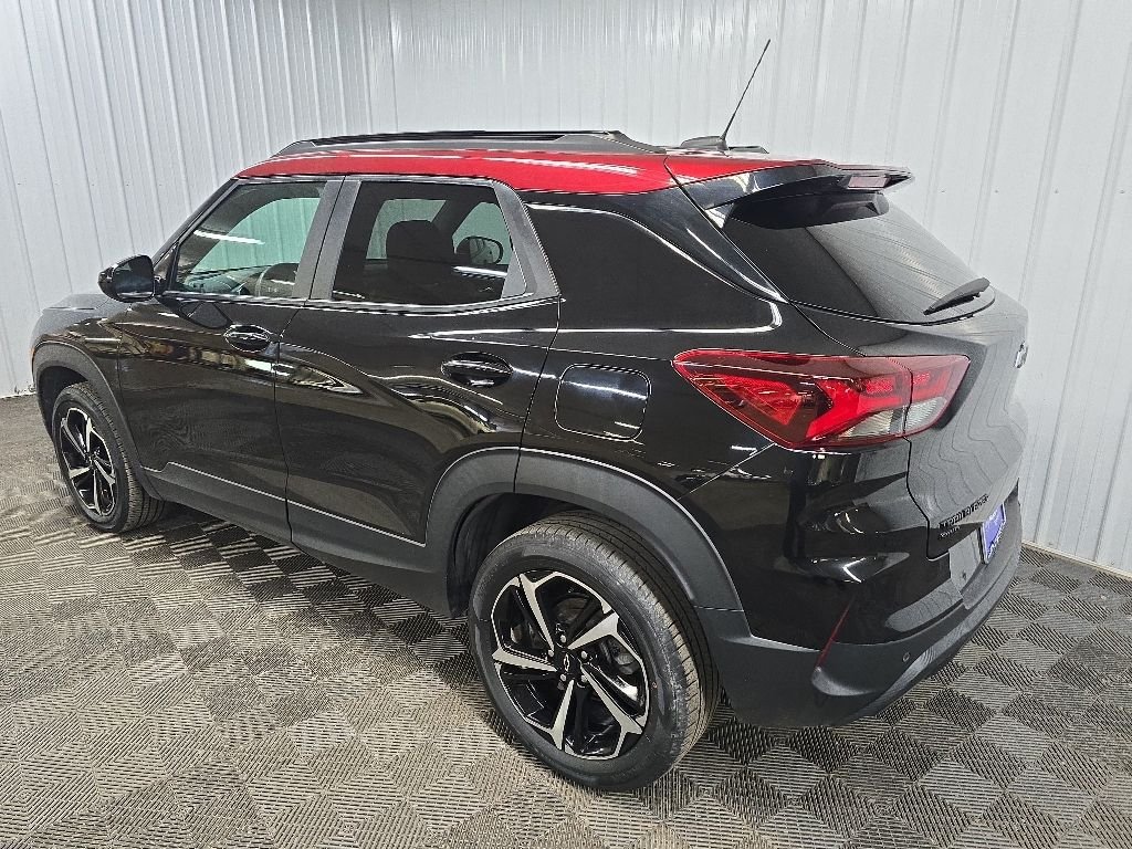 Used 2022 Black Metallic Chevrolet RS image 9