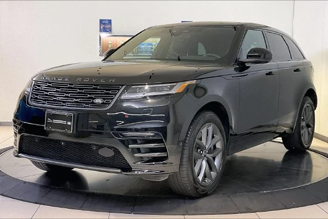 2026 Land Rover Range Rover Velar Dynamic SE