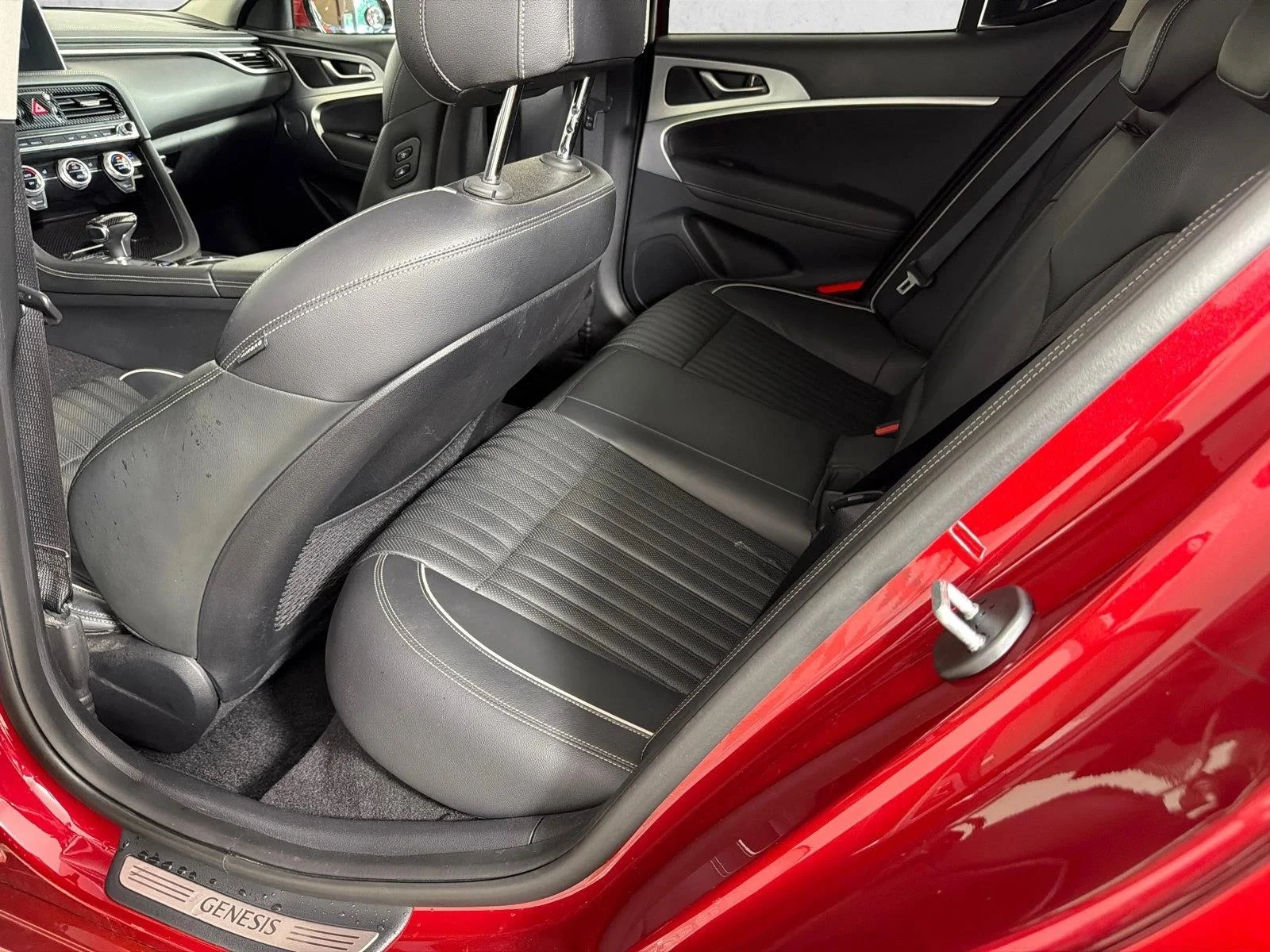 Used 2020 Black Genesis 3.3T image 22