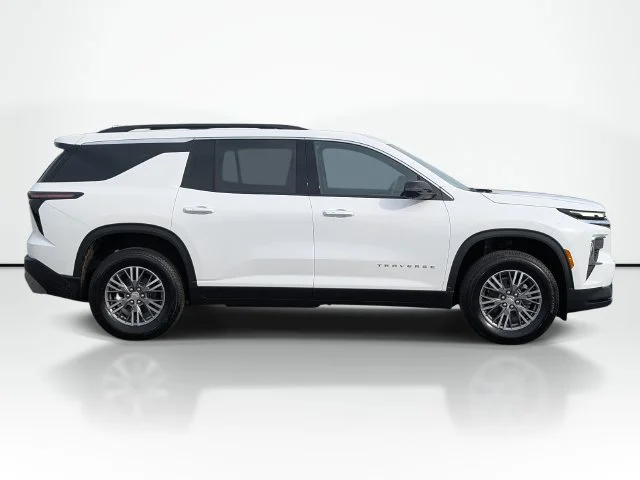 New 2027 Summit White Chevrolet LT image 4