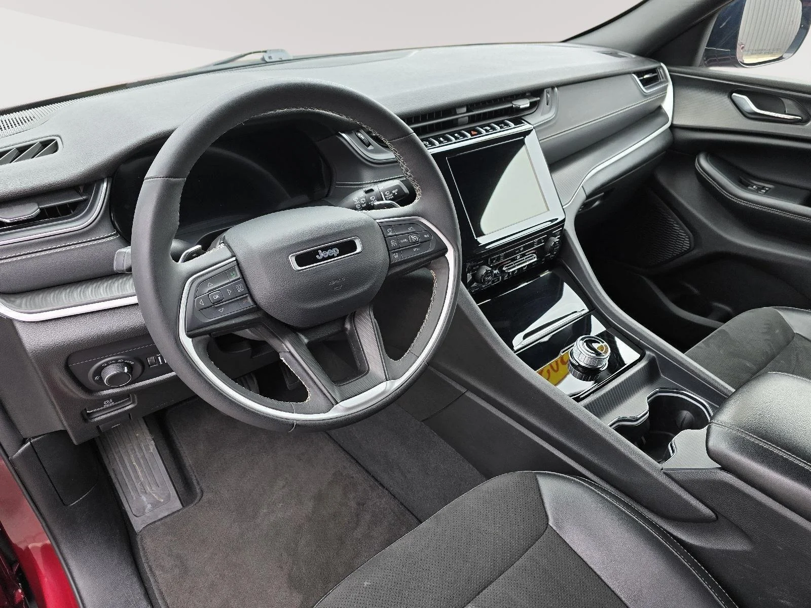 2024 Jeep Grand Cherokee Altitude - Photo 15