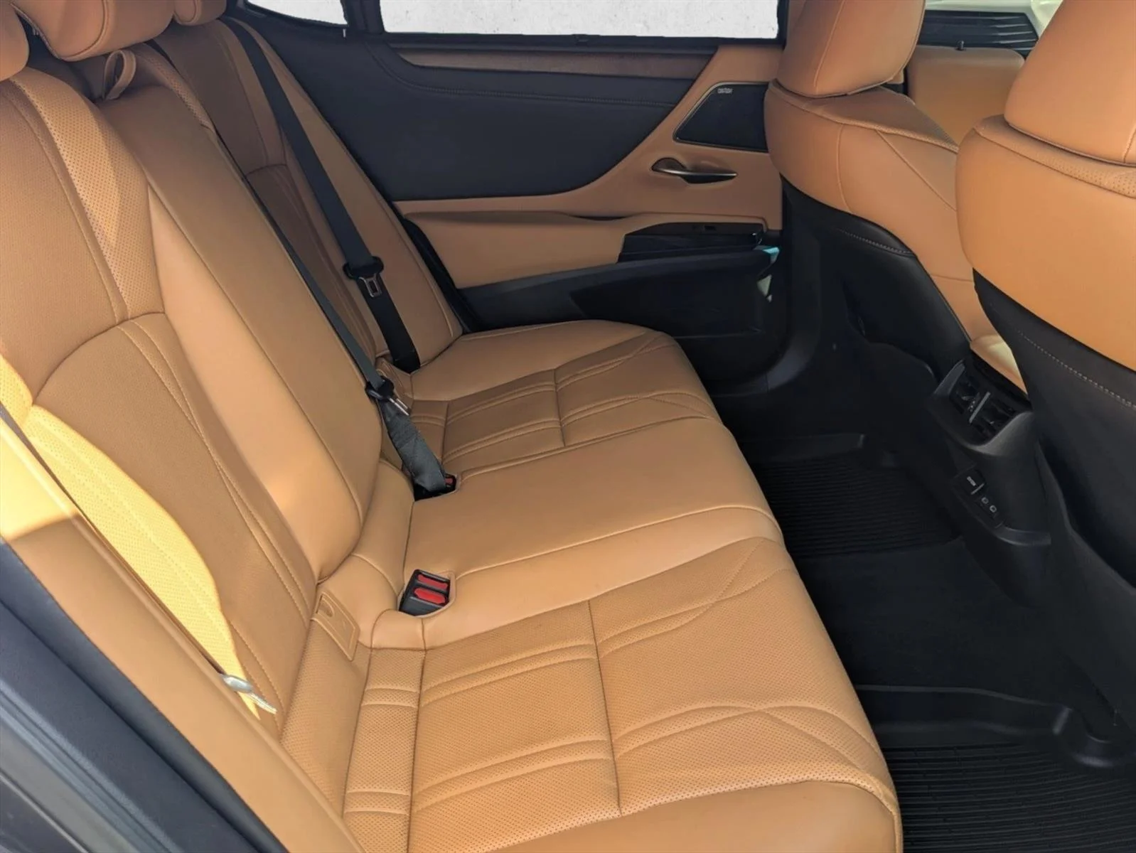 Used 2024 Cloudburst Gray Lexus ES 350 Ultra Luxury image 20