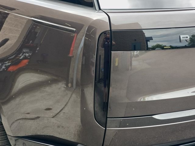 New 2027 Charente Grey Land Rover SE image 23