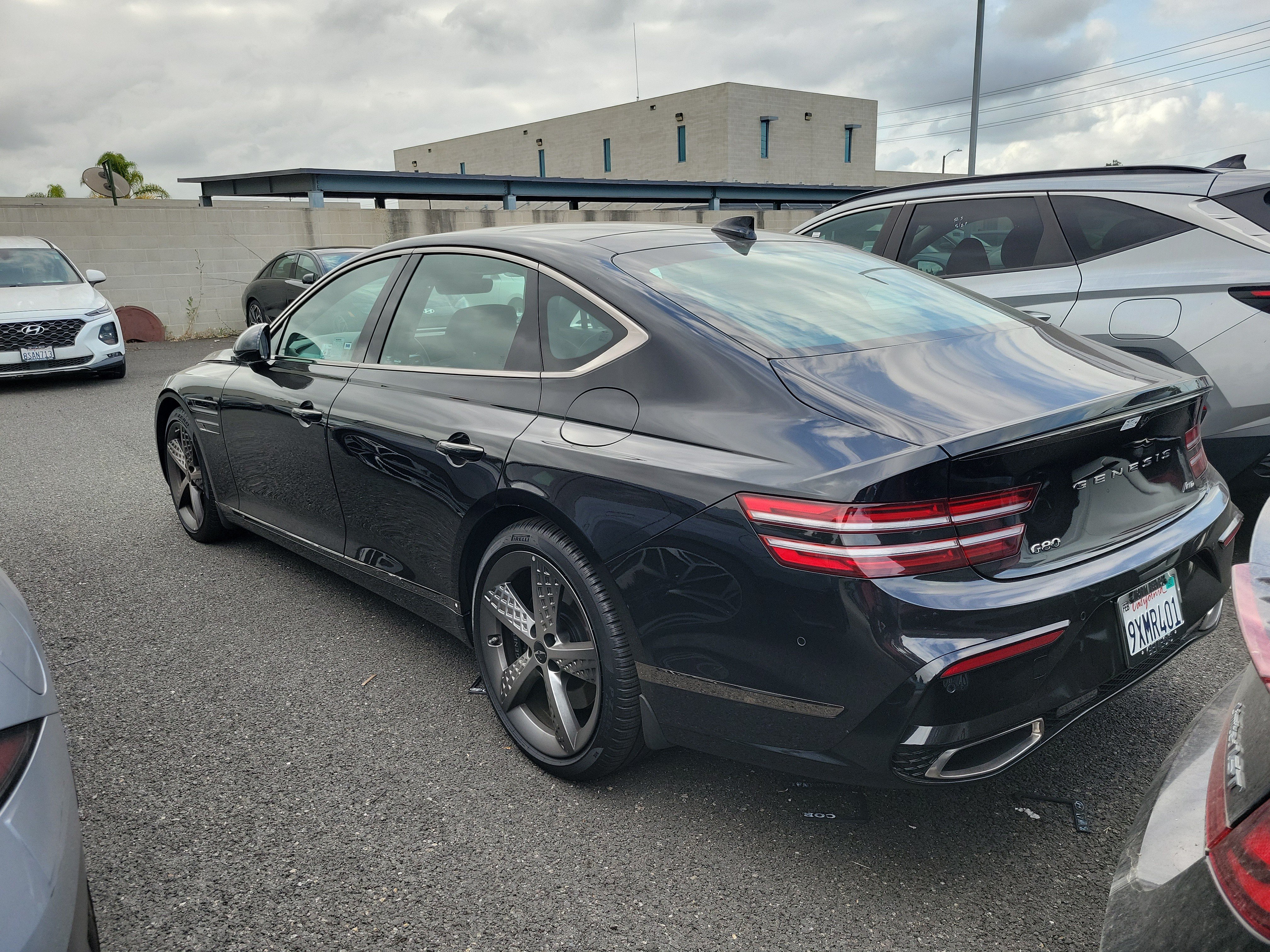 Certified Used 2026 Vik Black Genesis 2.5T Sport Prestige image 5