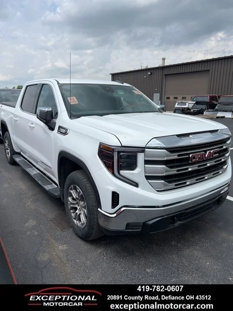 2023 GMC Sierra 4WD Crew Cab Short Box SLE's photo