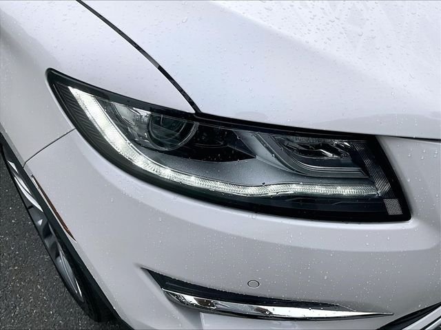 Used 2019 White Lincoln Reserve image 31