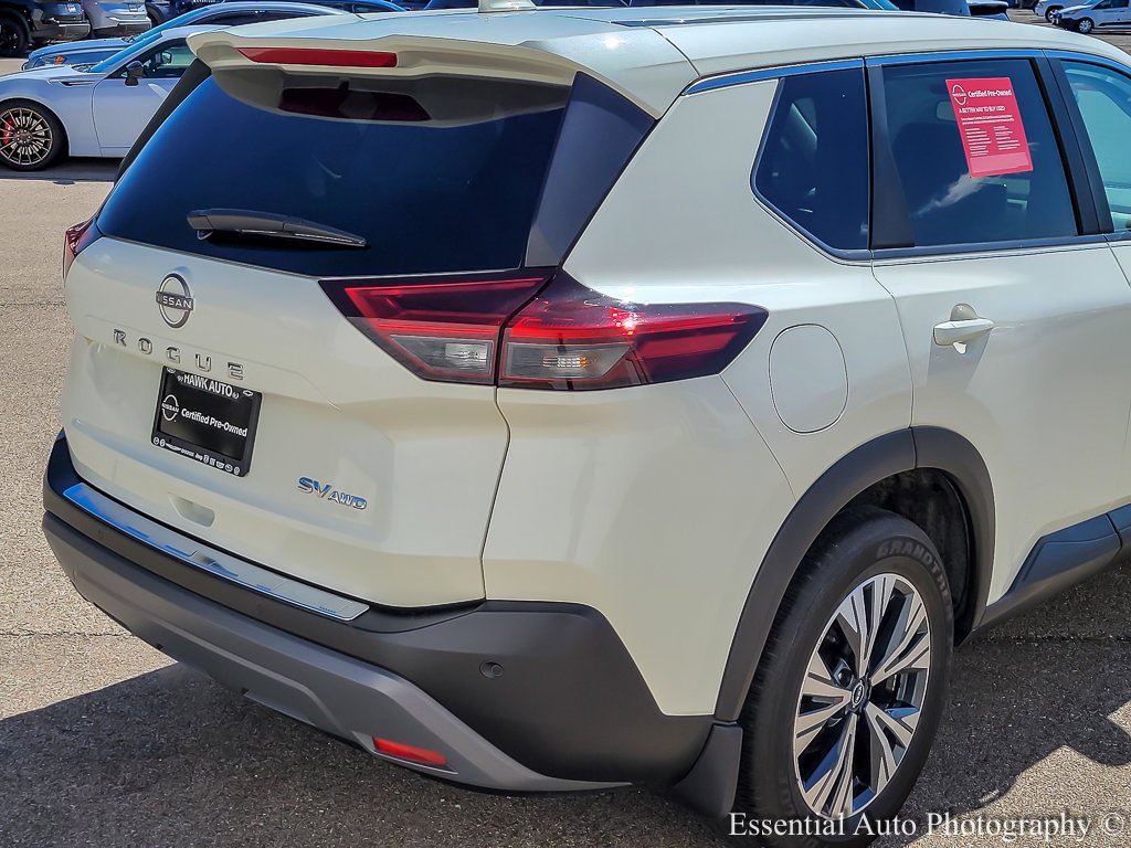 Used 2023 Pearl White Tricoat Nissan SV image 6
