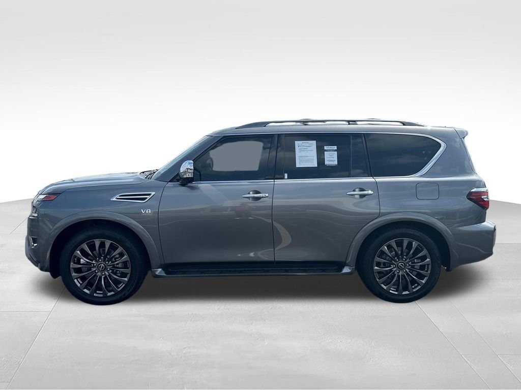 Used 2022 Gray Nissan Platinum image 2