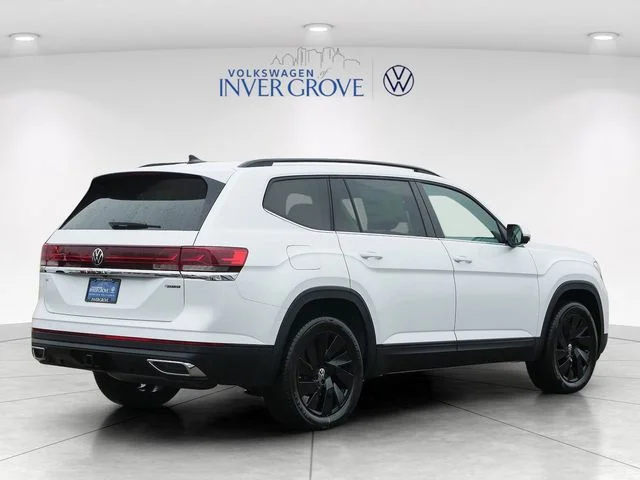 New 2026 White Volkswagen SE w/Technology image 2