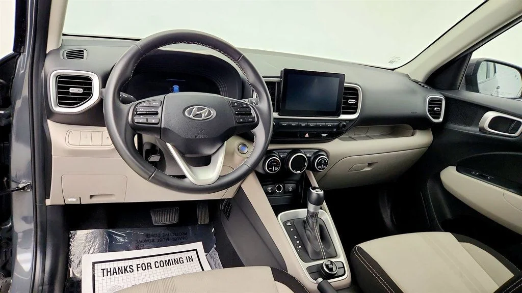 Used 2025 Ecotronic Gray Hyundai SEL IVT image 13