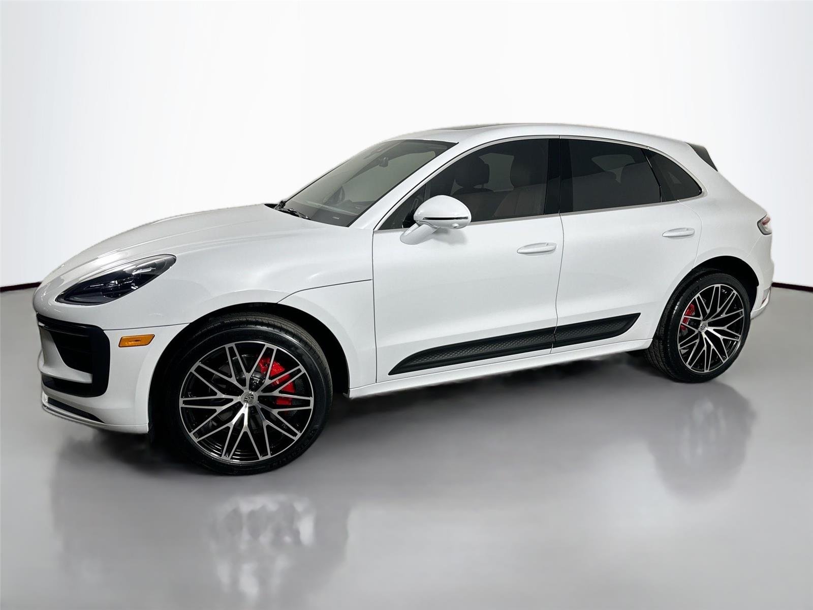 2026 Porsche Macan S's photo