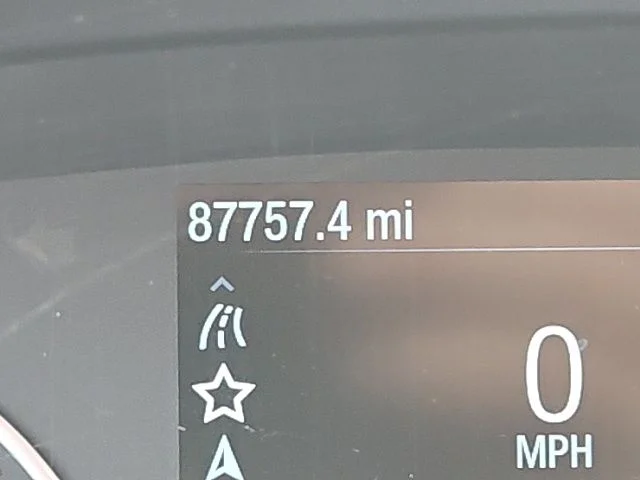 Used 2020 Blue Ford SE image 12