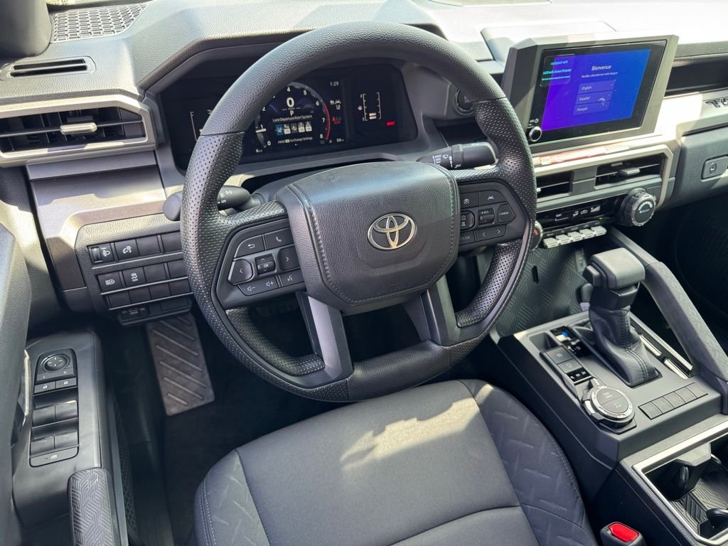 2025 Toyota Tacoma SR5 - Photo 12