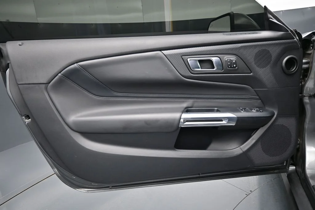 Used 2025 Gray Ford EcoBoost Premium image 10