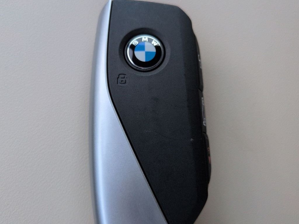New 2026 Blue Metallic BMW 30 xDrive image 29