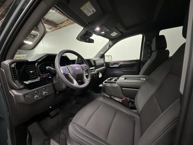 2026 Chevrolet Silverado 1500 LT - Photo 10