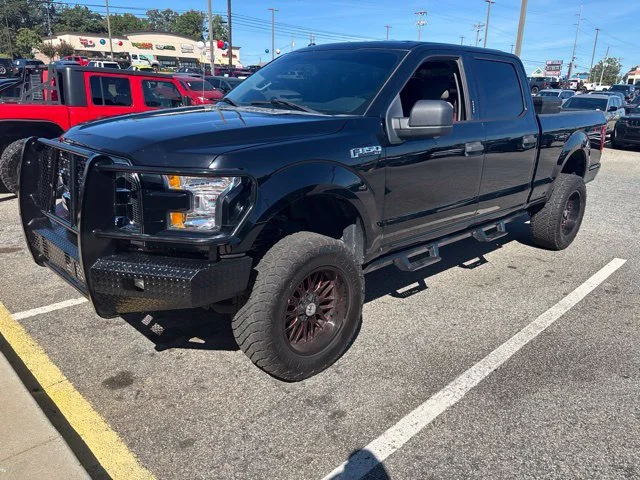 Used 2016 Black Ford XLT image 3