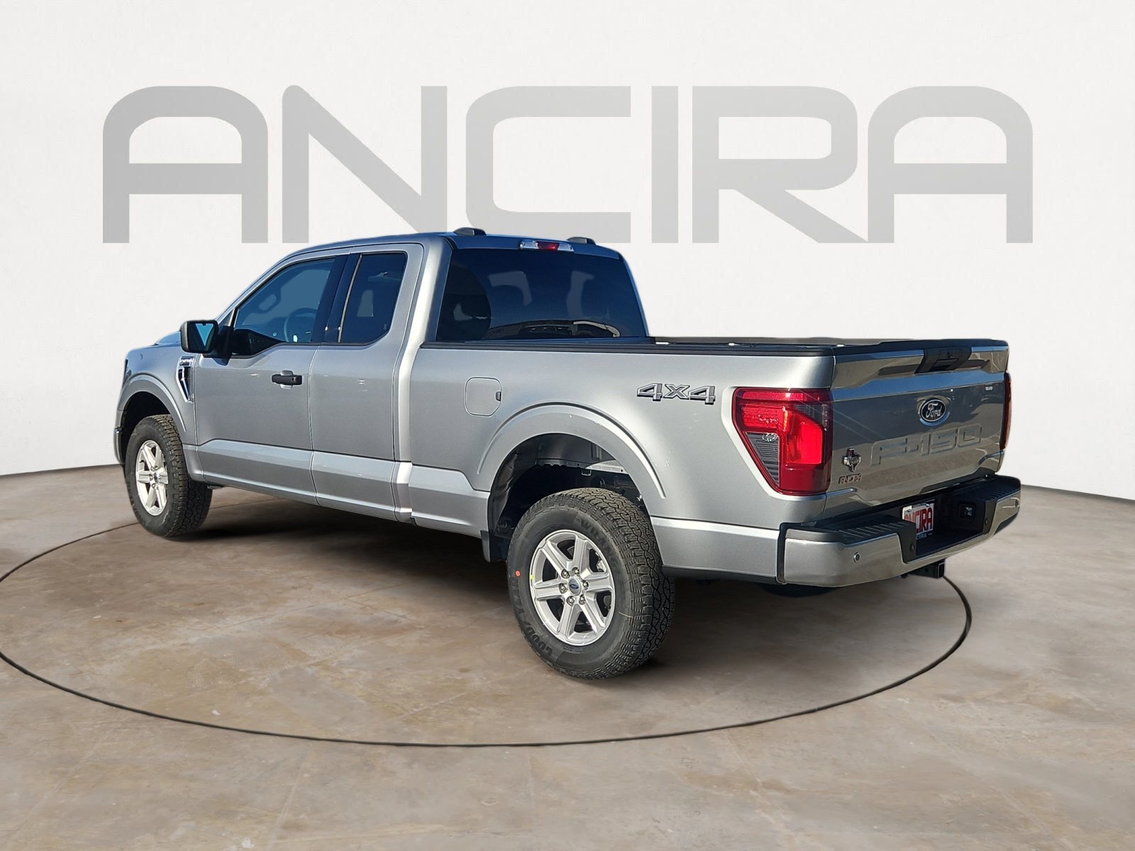 New 2026 Iconic Silver Metallic Ford XLT image 7
