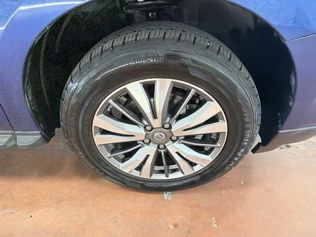 Used 2020 Caspian Blue Metallic Nissan SV image 10