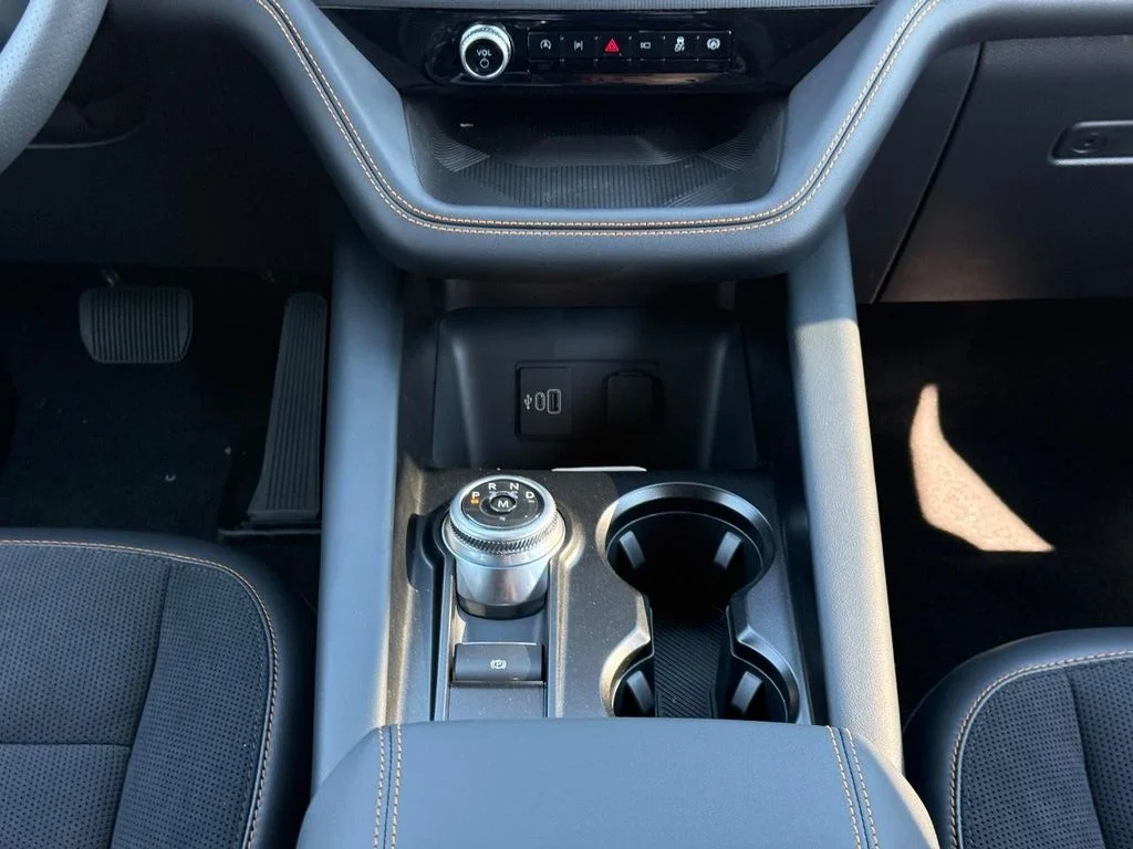 New 2026 Carbonized Gray Metallic Ford Tremor® image 12