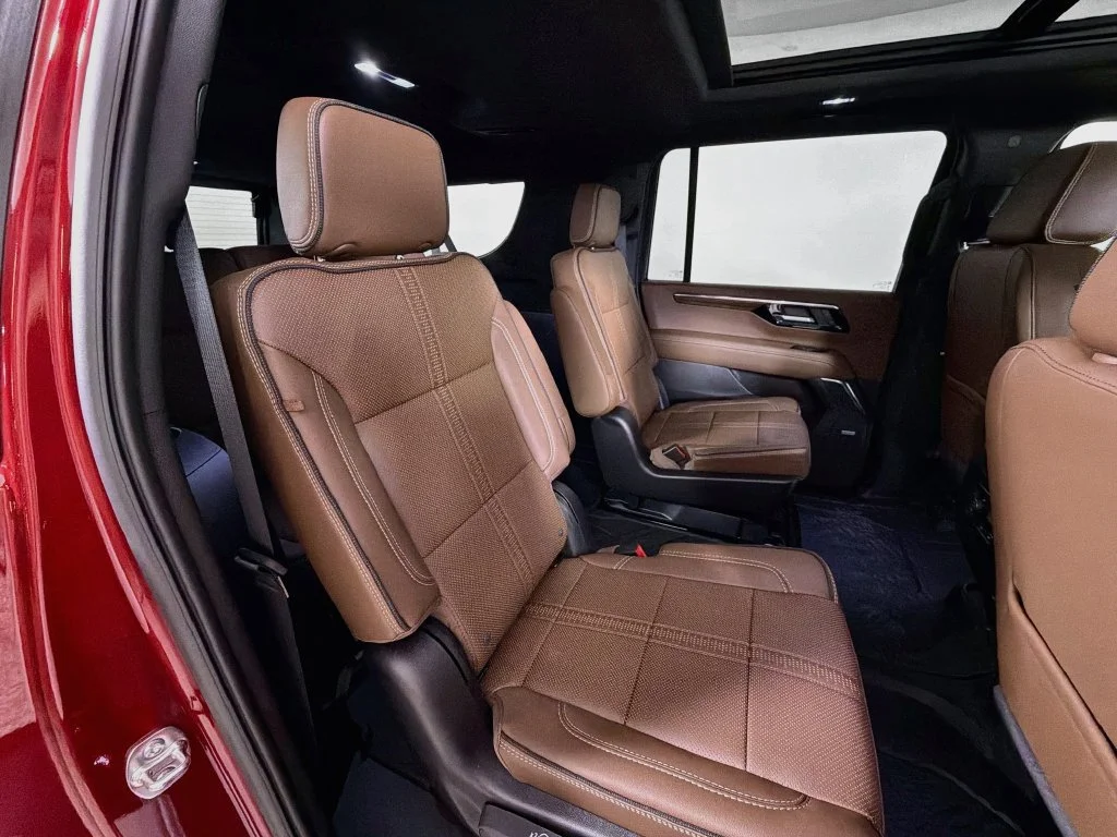 2026 Chevrolet Suburban High Country - Photo 26