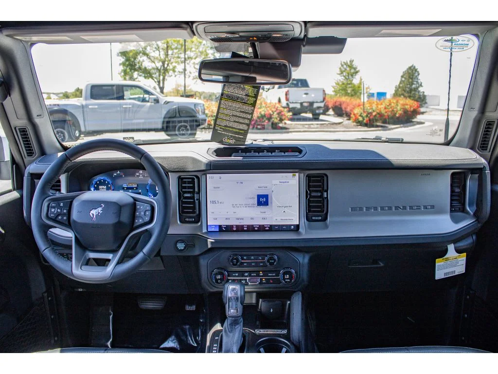 New 2026 AVALANCHE GRAY Ford Outer Banks image 21