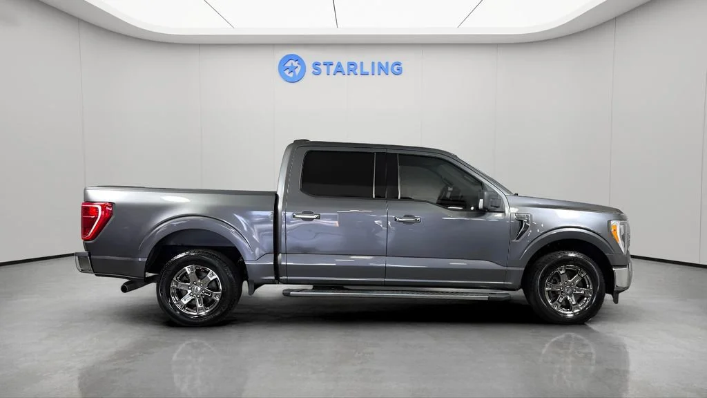 Used 2021 Gray Ford XLT image 11