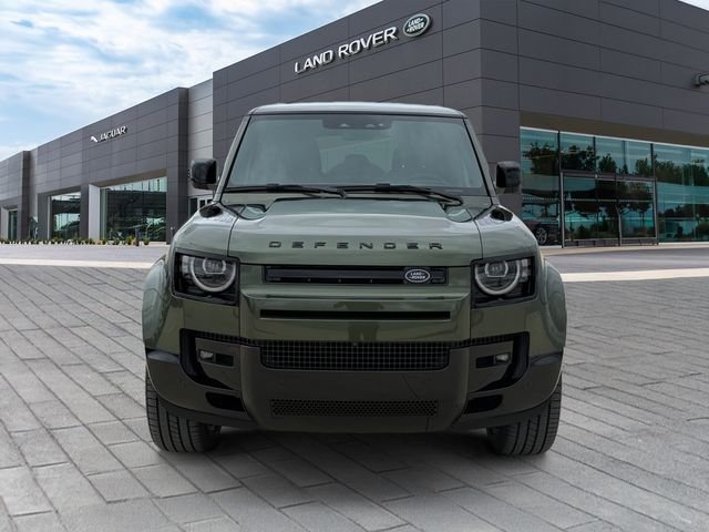 New 2026 Woolstone Green Land Rover X-Dynamic SE image 8