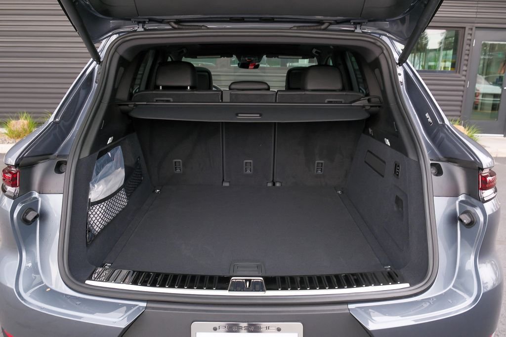 2026 Porsche Cayenne S - Photo 19